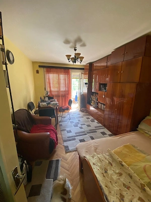 Apartament cu 2 camere de vanzare , Arinului , Micro 15 , et.2 , 58.000 euro neg.