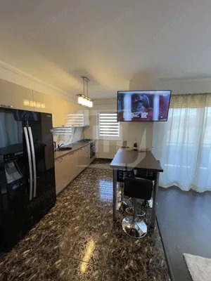 Apartament 2 camere I cu parcare I dressing I zona Vivo I BMW - imagine 2