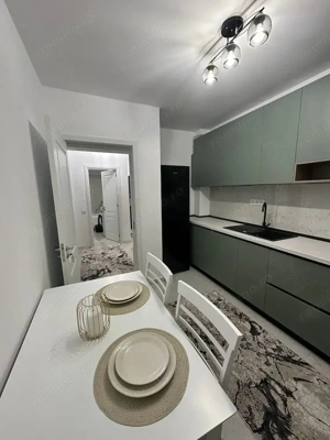 Prima inchiriere, 2 camere lux, parcare, bloc 2025 - imagine 6