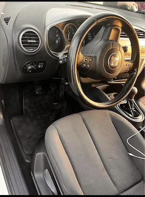 Seat Leone 1.8 benzina  - imagine 3