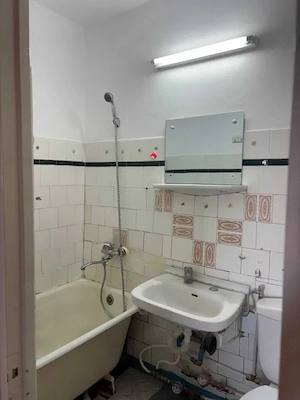 Apartament 2 camere decomandat, Micro 19, izolat, liber - imagine 4