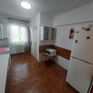 Apartament 4 camere  - imagine 3