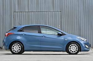 Hyundai i30 1.4 benzina rate  - imagine 7