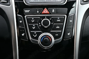 Hyundai i30 1.4 benzina rate  - imagine 16