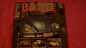Carte, album poze color auto Volkswagen Beetle clasice, restaurate, modificate si noi