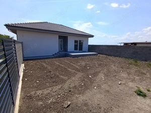 Sanandrei Casa Individuala Pe Parter, 3 Cam, Drum Asfaltat. Toate Utilitatiile - imagine 2