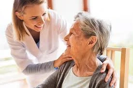 Caut URGENT Ingrijitoare varstnic 72 de ani cu regim INTERN - 5000 Lei ! - imagine 5
