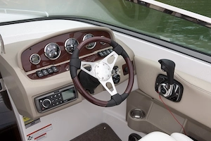 Ambarcatiune Regal 2250