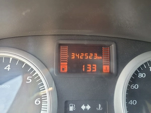 Dacia Duster 2013, motor 1.5 diesel, 4X4 - imagine 6