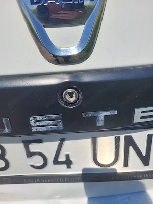 Dacia Duster 2013, motor 1.5 diesel, 4X4 - imagine 10