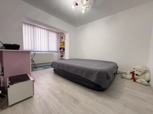 Apartament 3 camere, decomandat, etaj 4 cu acoperis, mobilat - Lipovei
