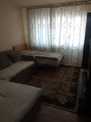 Apartament 3 camere, 350 euro, etaj3/4, cartier Valea Rosie