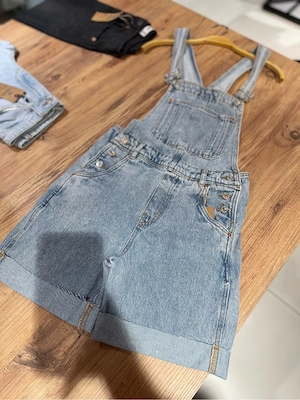 Pantaloni scurti si 3 sferturi 