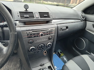 Mazda 3 1.6 diesel 2007 - imagine 6