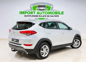 Hyundai Tucson 2.0 CRDI 4WD Automatik Advantage - imagine 6