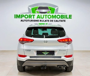 Hyundai Tucson 2.0 CRDI 4WD Automatik Advantage - imagine 7