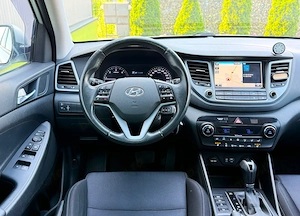 Hyundai Tucson 2.0 CRDI 4WD Automatik Advantage - imagine 11