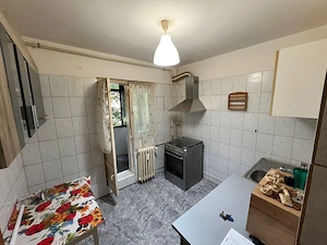 Apartament 3 camere - imagine 3