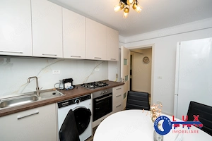 ID 613 PRIMA ÎNCHIRIERE   Apartament 3 camere complet renovat - imagine 8