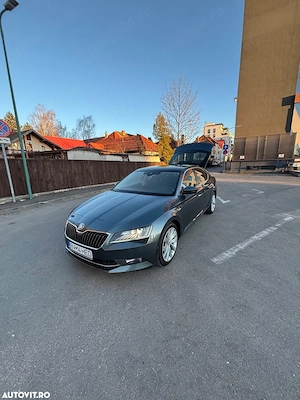 Skoda Superb 2.0 TSI DSG 4X4 Laurin & Klement