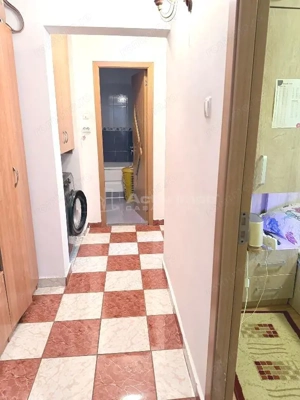 Vanzare apartament  - 3 camere- Drumul Taberei - metrou - 2 bai - 129000E ! - imagine 9