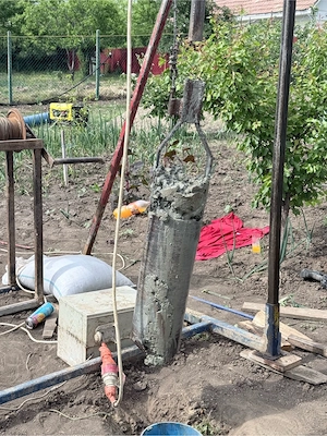 executam foraje puturi de mica si medie adăncime