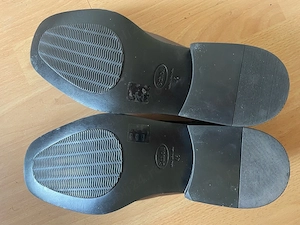 vand pantofi de barbati din piele