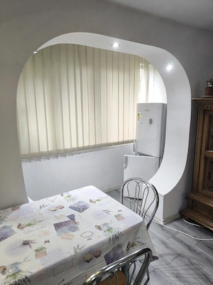 Închiriere Garsonieră Spațioasă (33 mp)   Parter, Zonă Liniștită (Complet Utilată + Internet & Cablu - imagine 2