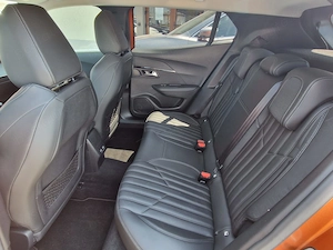 Peugeot 2008 1.2 PURE TECH 131 CP 2020 ALLURE,Led,Piele,Navi 3D,Touch,Climatronic,Camera,Jante 17". - imagine 17