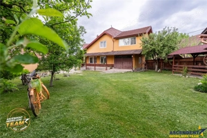 Proprietate premiata Casa Anului, cu placheta oficiala, Covasna: eleganta si autenticitate. - imagine 14