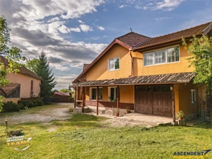 Proprietate premiata Casa Anului, cu placheta oficiala, Covasna: eleganta si autenticitate. - imagine 17