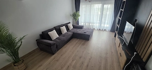 Închiriez apartament in regim hotelier.