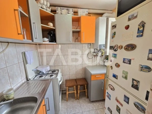 Apartament 2 camere de vanzare etajul 1 mobilat utilat Tiglari Sibiu - imagine 6