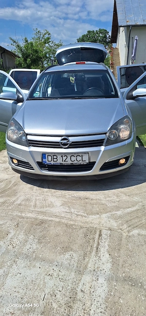 Opel astra station wagon - imagine 5