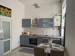 Apartament 2 camere la casa zona centrala - imagine 2