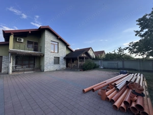 Casa Individuala Sanmihaiu Roman,P+M,5 Camere,2 Bai,Renovata Complet,Semicentral - imagine 3