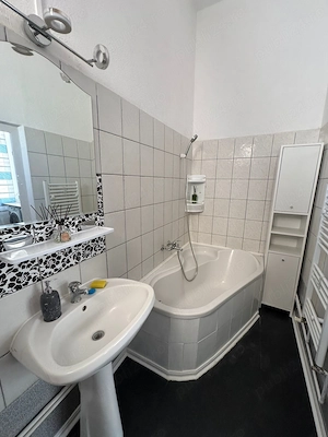 Apartament 2 camere la casa zona centrala - imagine 10
