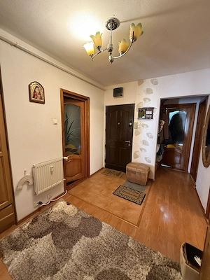 Apartament 3 camere, decomandat Str. Mihai Viteazu