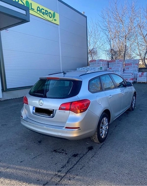 opel astra j - imagine 3
