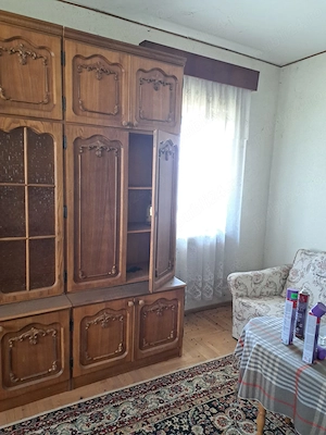 Vand apartament 2 camere + garaj, Buhusi - imagine 5