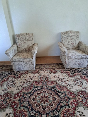 Vand apartament 2 camere + garaj, Buhusi - imagine 4