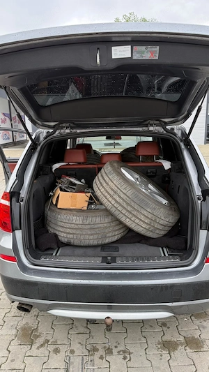 Vand BMW x3 F25 2.0d 184cp XDrive - imagine 6