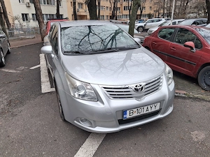 Vand Toyota Avensis - imagine 3