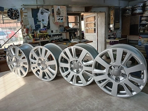 vând set genți Audi  - imagine 4
