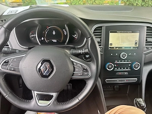 Renault Megane 1.3 TCe - benzina  - imagine 4