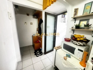 Apartament 2 Camere de vanzare  #238;n Vest Ploiesti – Centrala Proprie, Termopan, Etaj 3 | 51.900 E - imagine 8