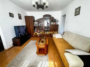 Apartament 2 Camere de vanzare  #238;n Vest Ploiesti – Centrala Proprie, Termopan, Etaj 3 | 51.900 E - imagine 2