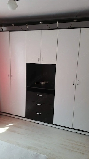 Închiriez apartament 2 camere  - imagine 5