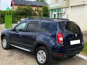 Vând Dacia Duster 1.5 dci 4x4 înmatriculată  - imagine 4