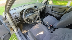 Opel Astra G 1.6 2002 acte valabile - imagine 2